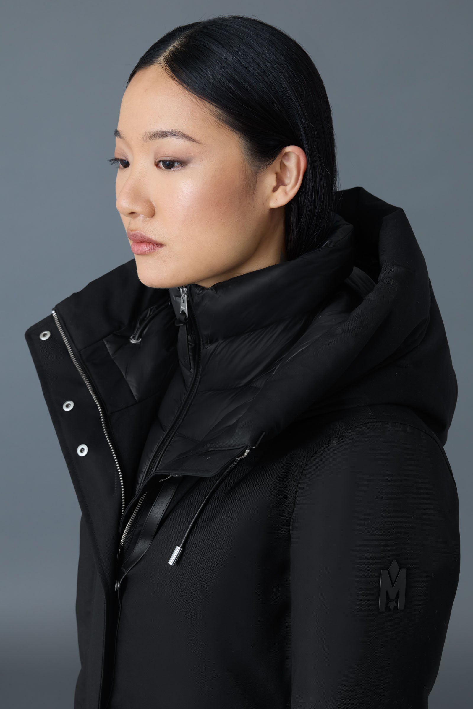 【美品】マッカージュ ダウンジャケット ブラック SHILOH-NF 極暖 SHILOH-NF 2-in-1 fitted Down coat - removable bib for Women