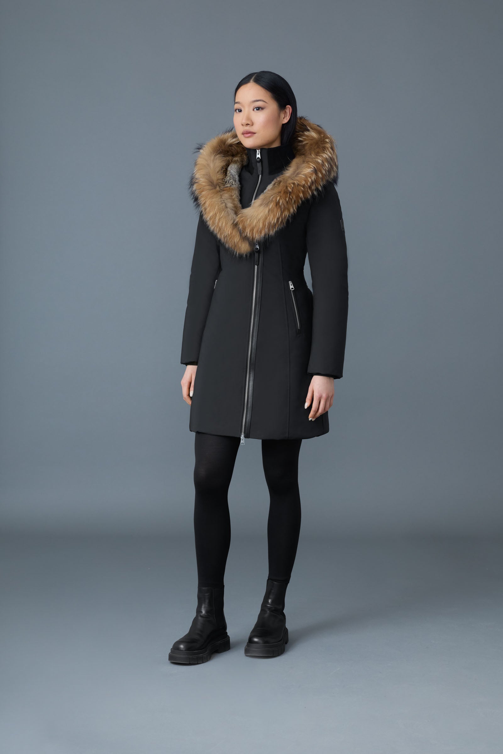 ❤️レア❗️TFW49『HANDSFREE COAT』❤️1piu1uguale3 TRISH-F Powder Touch Down coat with fur for Women | Mackage® EU