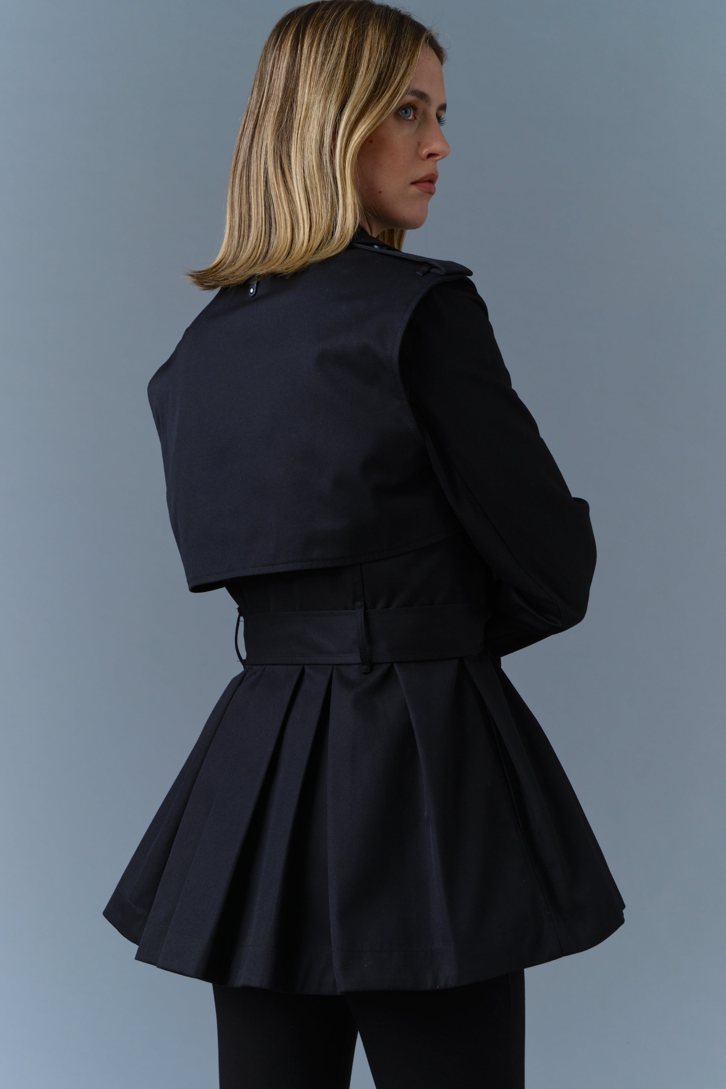 ADVA Mid-Length buckled belt trench | Mackage® EU